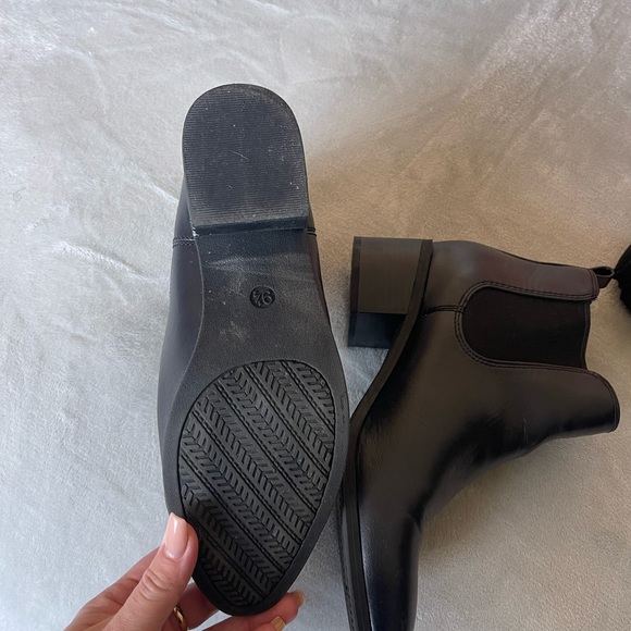 Leather booties - Picture 5 of 5